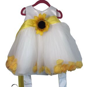 Kids Dream Flower Girls Dress Tulle Wedding Sunflower and Rose Petals Size 12 Mo